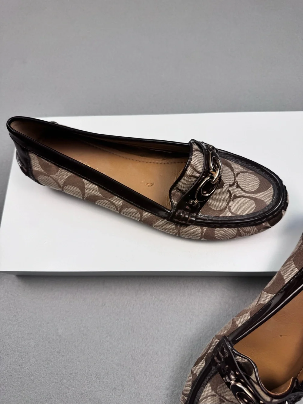 Coach Fortunata loafers with Dark Brown Trim and Gold-Tone Chain